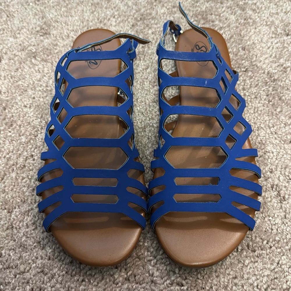SM New York Mandi Sandal Size 10 Med Color Blue